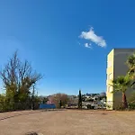 2 Bedroom Stunning Apartment In Torremolinos Торремолінос