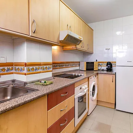 Апартаменти 2 Bedroom Stunning Apartment In Torremolinos Торремолінос